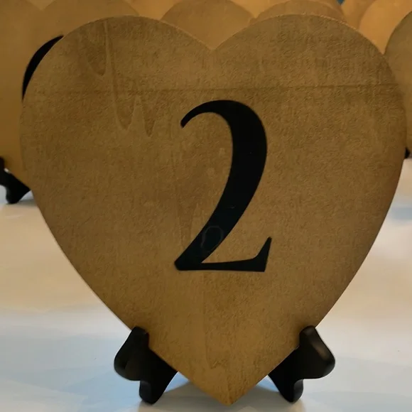 Table Numbers on easels